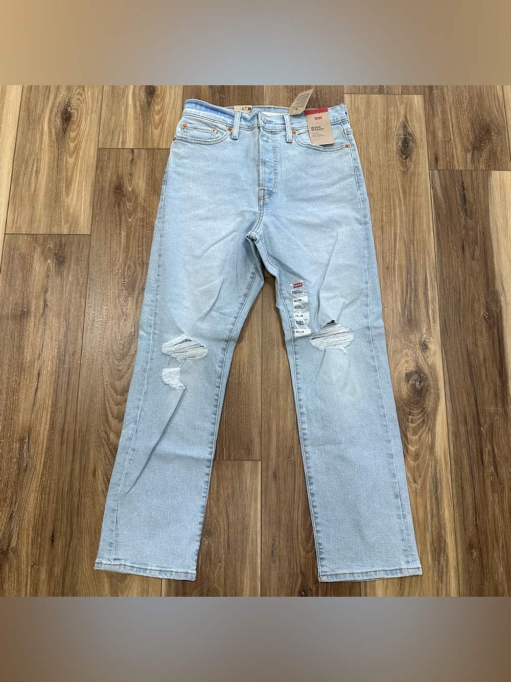 New Levi’s Wedgie Straight Light Wash Denim Jeans, Women’s 29x28